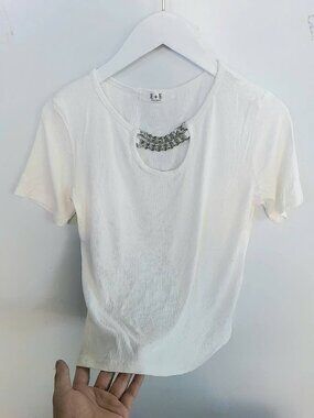 White Ribbed Chain Detail Keyhole Top